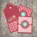 Make these quick and easy diy Christmas Gift Card Holders. Creative paper gift card idea for kids and adults. #craftedliving #christmascrafts #christmasgifts #diycrafts